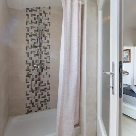 Apartament David *